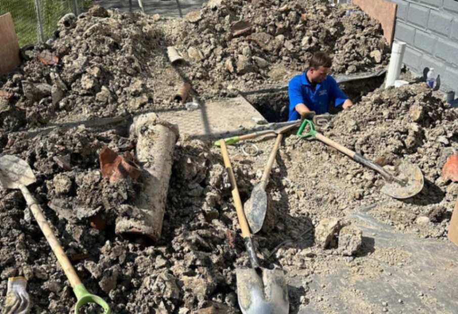 main sewer line replacement Toronto